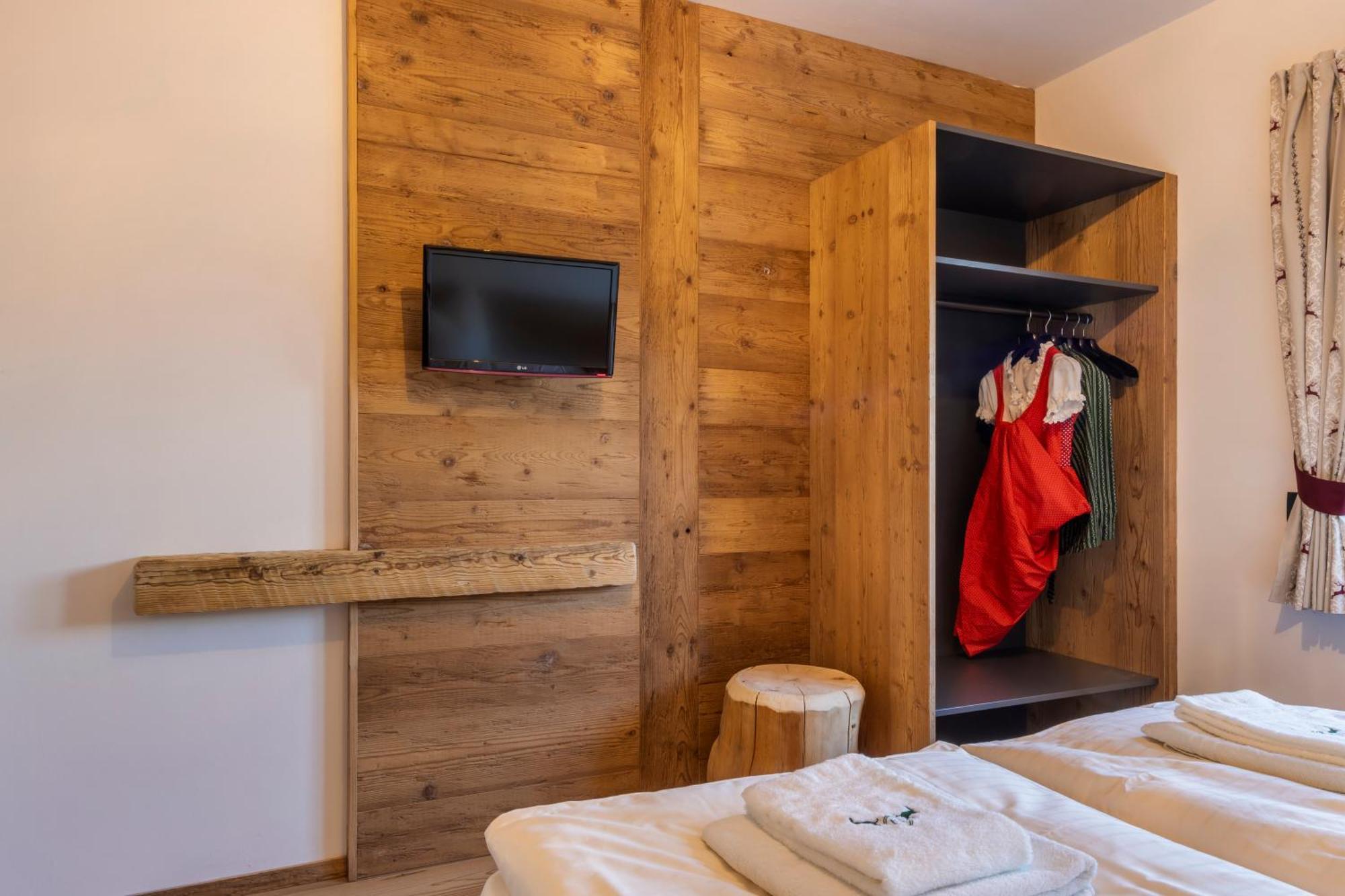 Appartement Garnì Cèsa dele Angele à Colle Santa Lucia Extérieur photo