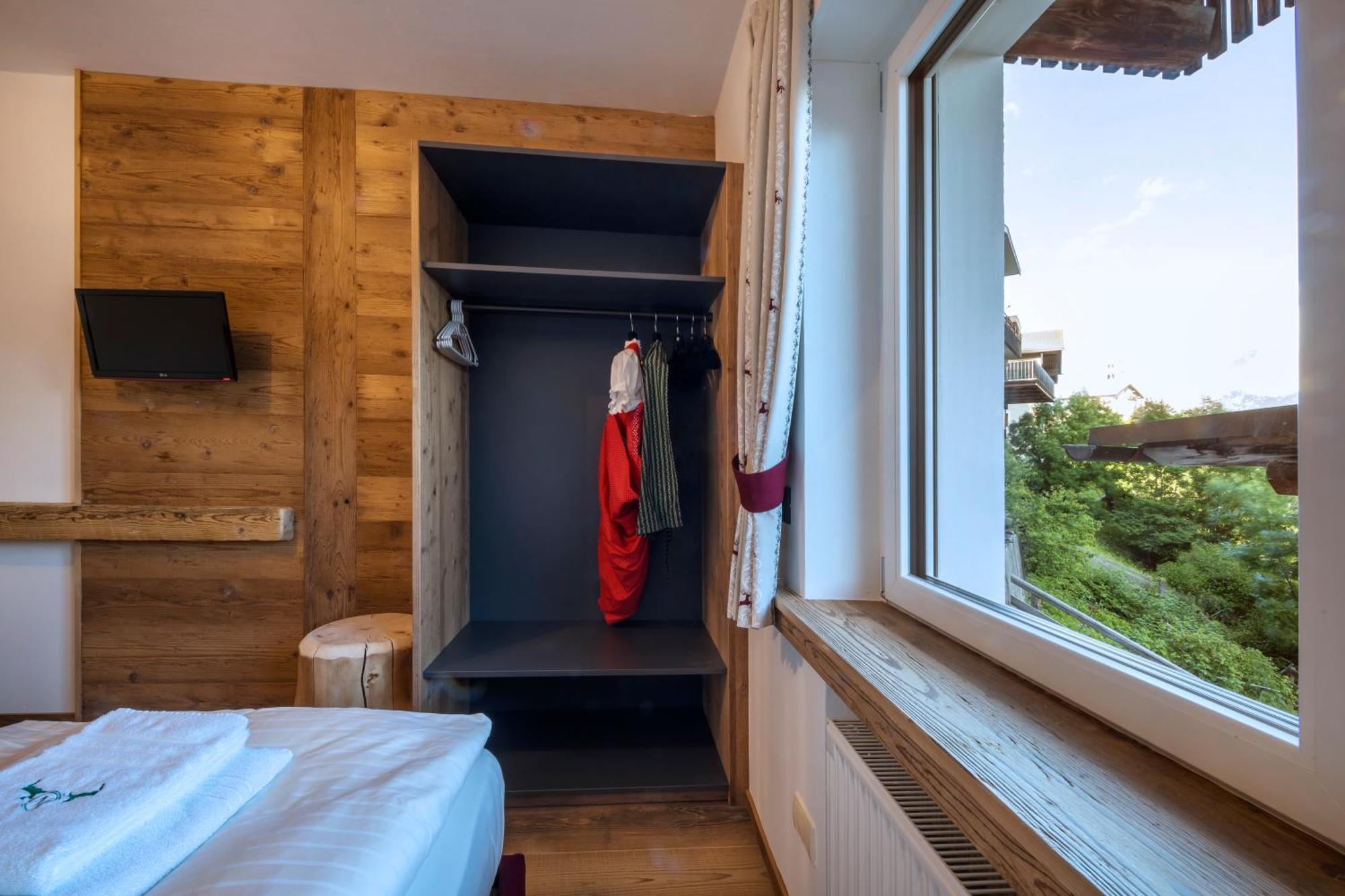 Appartement Garnì Cèsa dele Angele à Colle Santa Lucia Extérieur photo